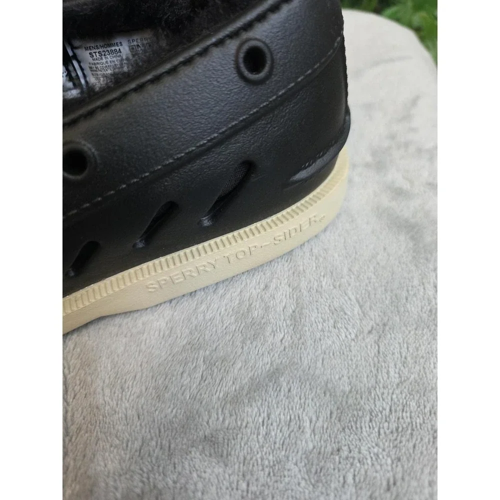 N/A sperry men
